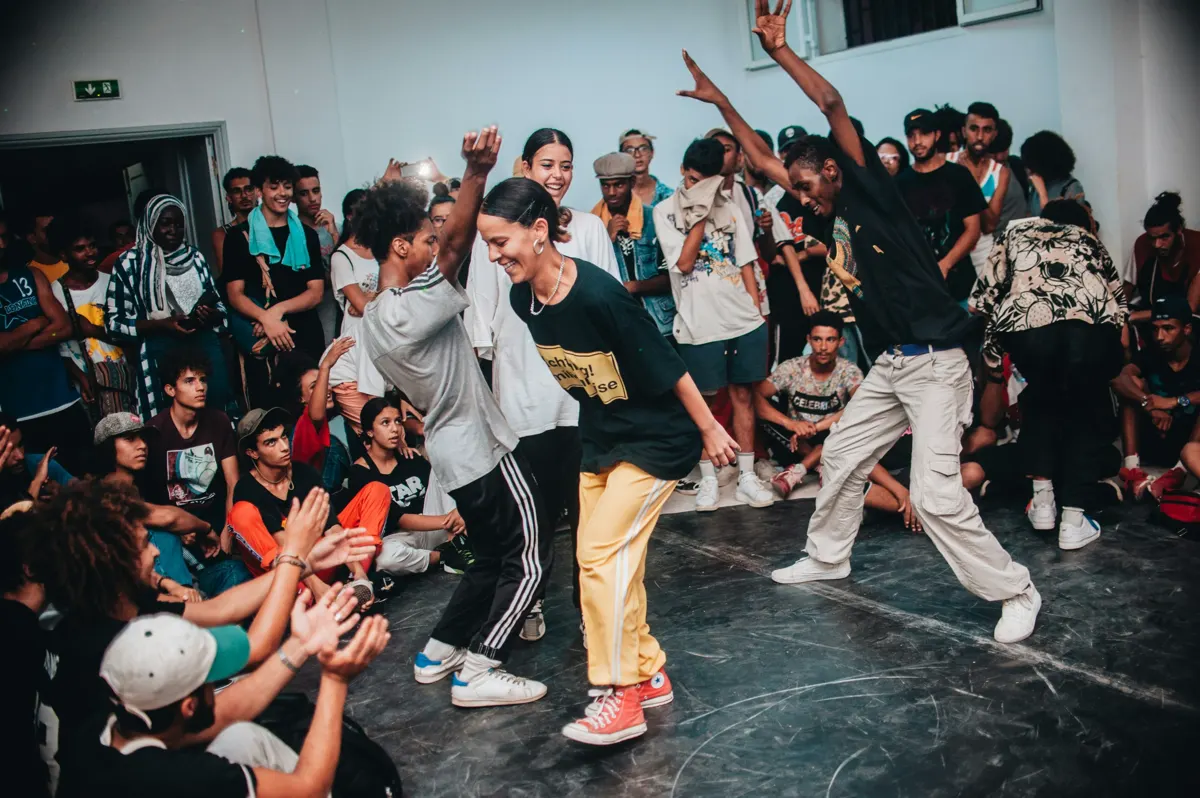 Dancers in a jam circle